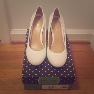 NIB White Vegan Patent Leather Heels